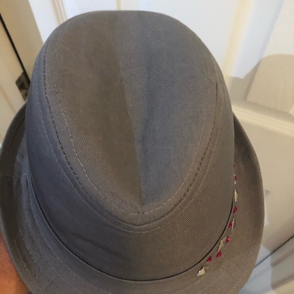 Hat - Picture 2 of 3